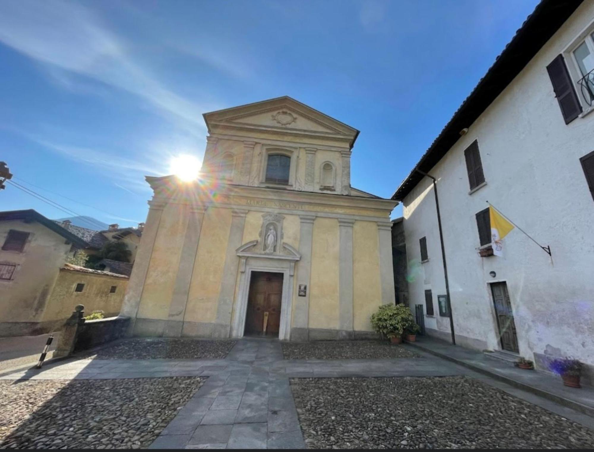 Ca Rosina Casavacanze Brusimpiano Exteriér fotografie